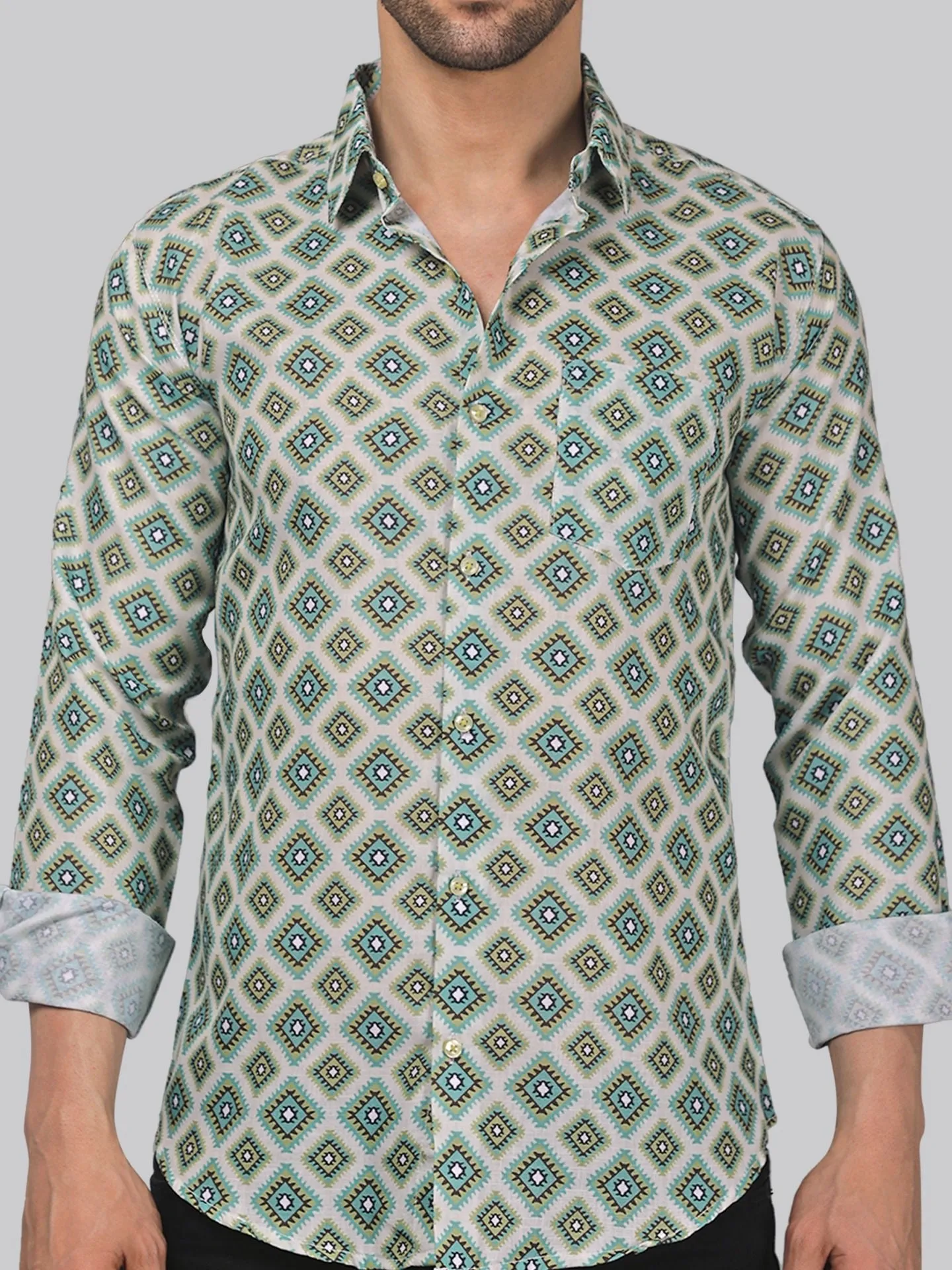 Delicate Men's Printed Full Sleeve  Cotton Button-Up Shirt For Men