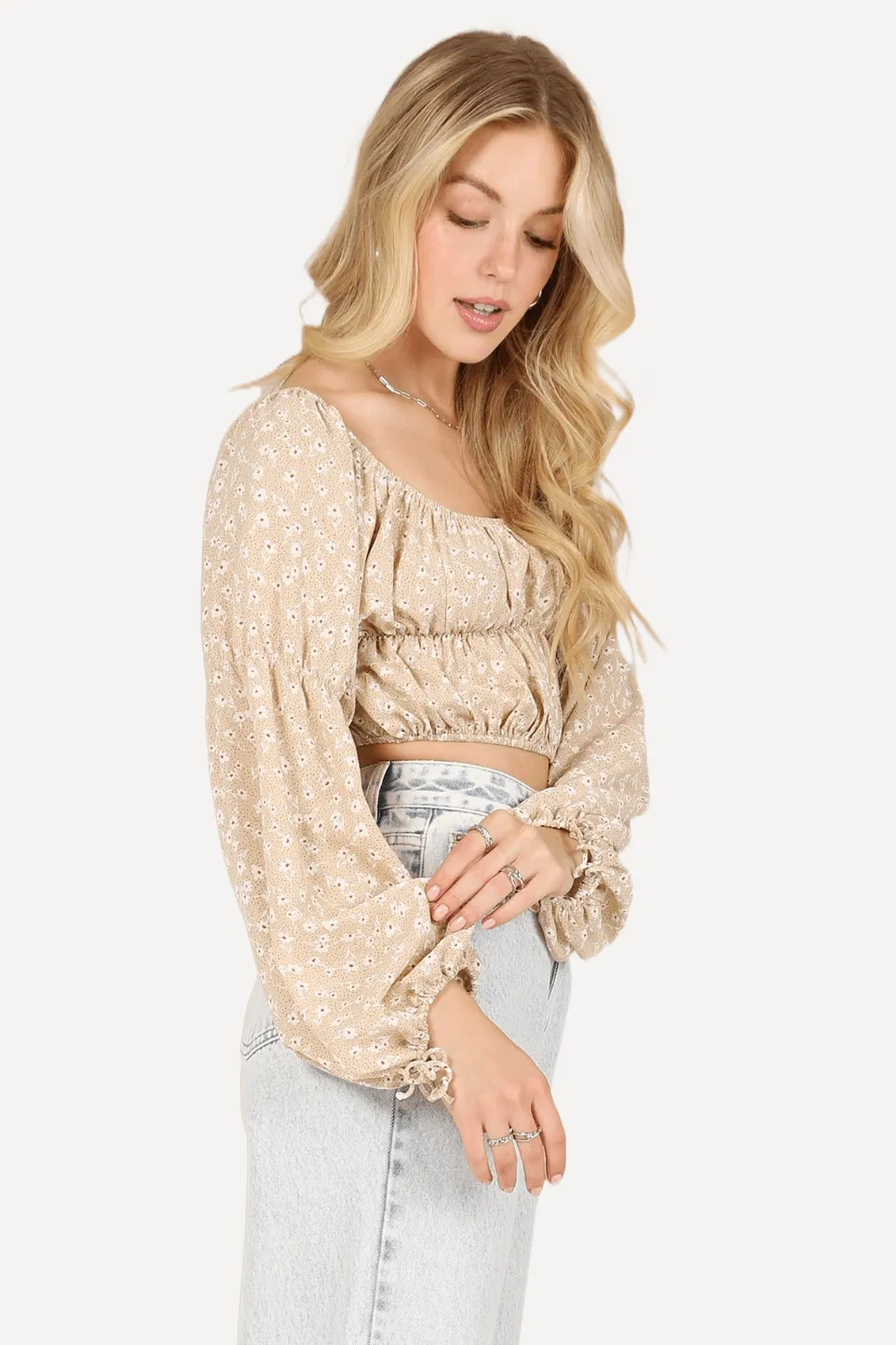 Juniors' Square Neck Floral Crop Top