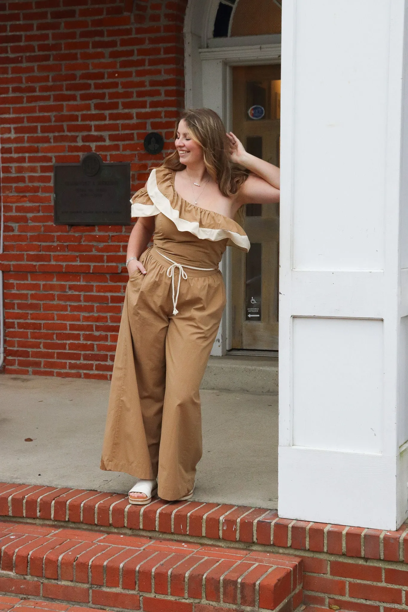 PENNY RUFFLE TOP