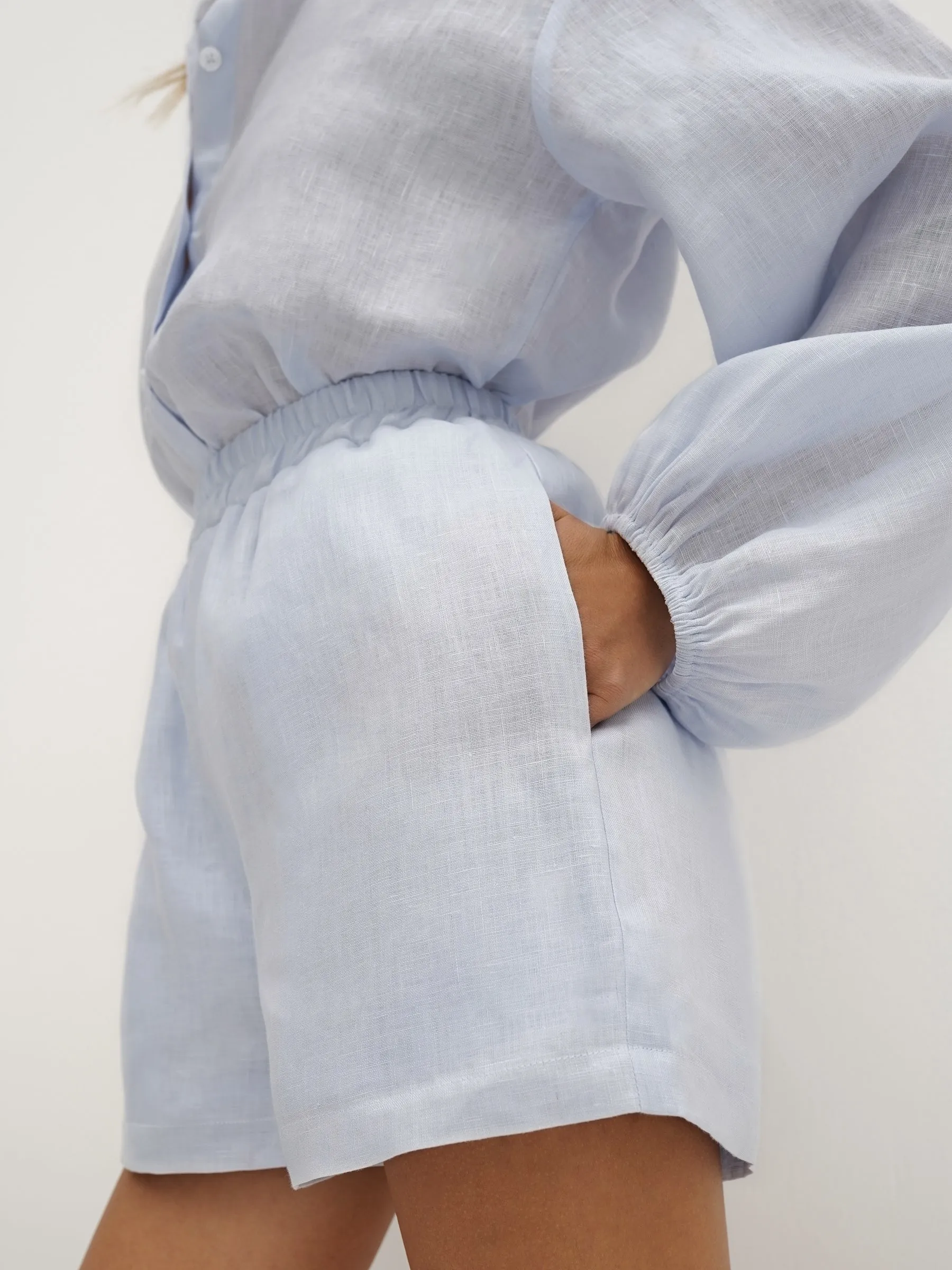 Rue Contrast Linen Shorts | Pale Blue