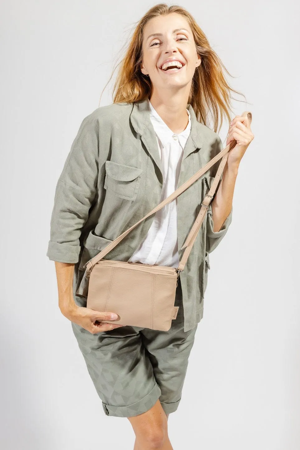 The Mela Vegan Apple Leather Crossbody | Multiple Colours