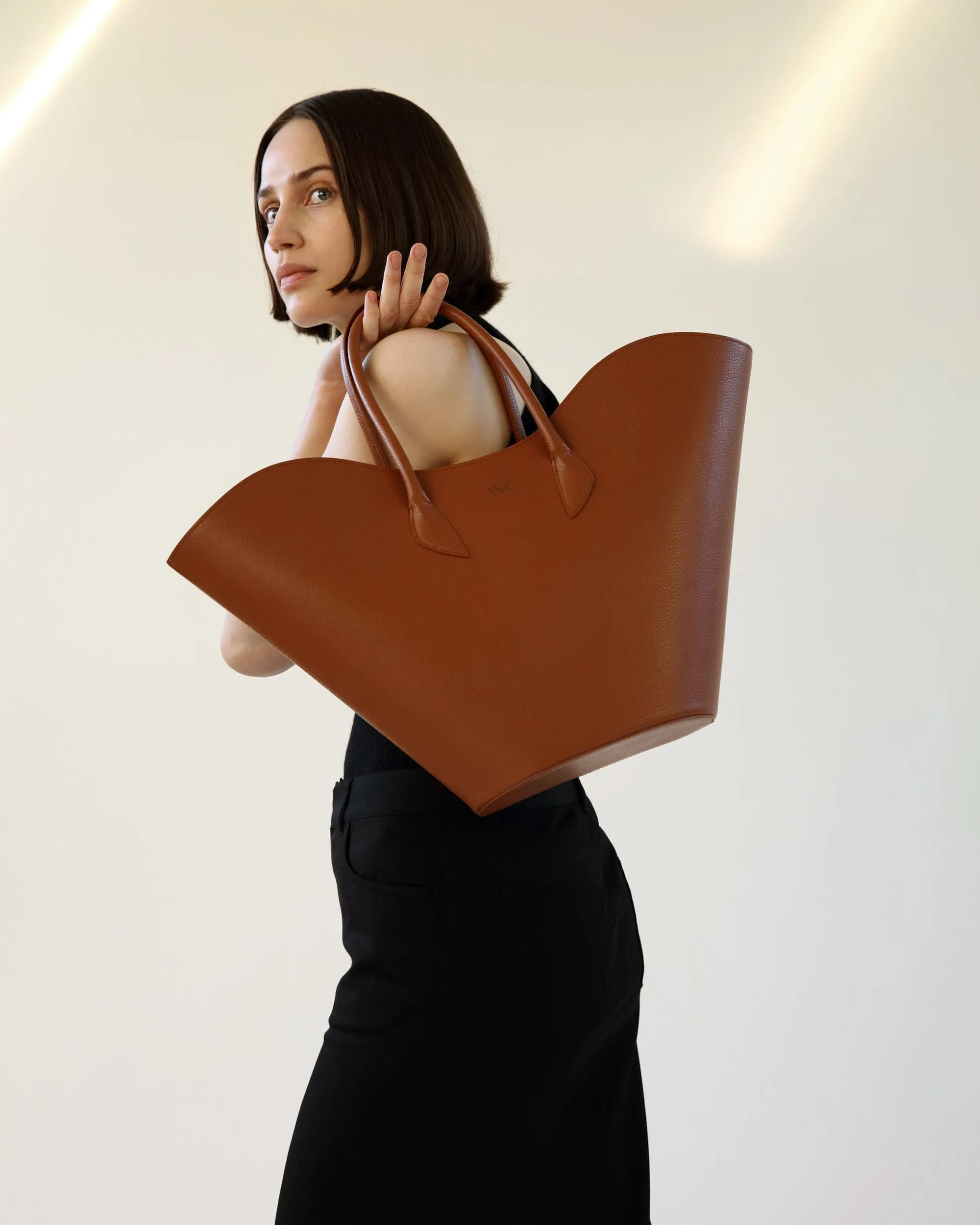 Willow MIRUM Vegan Leather Tote | Walnut